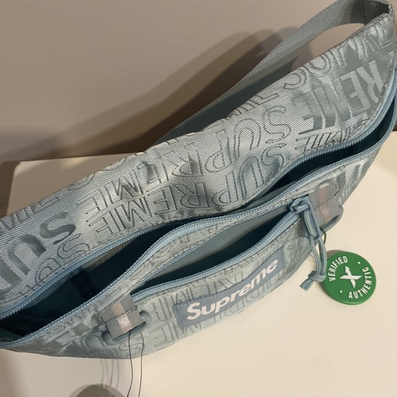 Supreme Waist Bag (SS19) - Ice - Picture 6 of 8